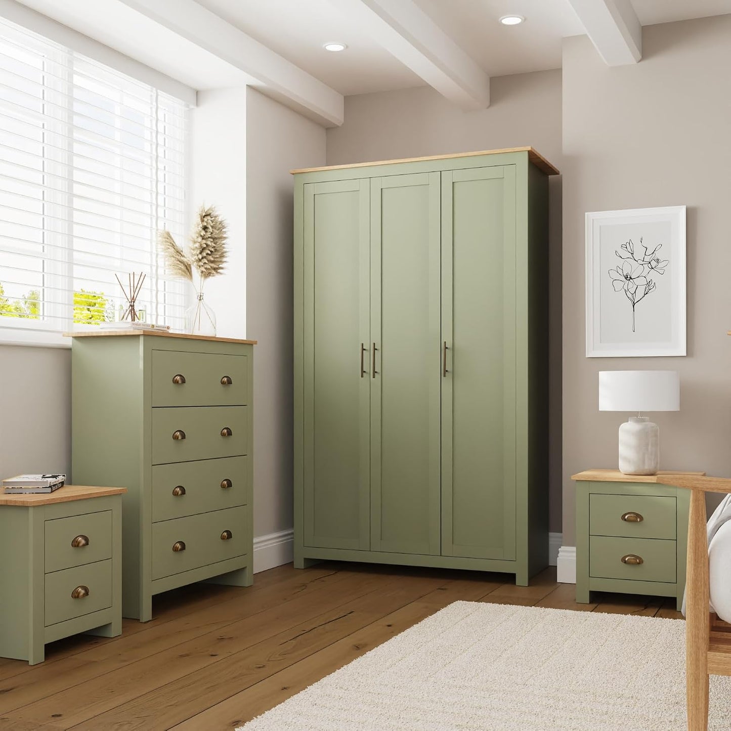 4 Piece Bedroom Furniture Set with 3 Door Wardrobe, 4 Drawer Chest & 2 Bedside Tables, Shaker Style Bedroom Storage Set with Oak Effect Tops