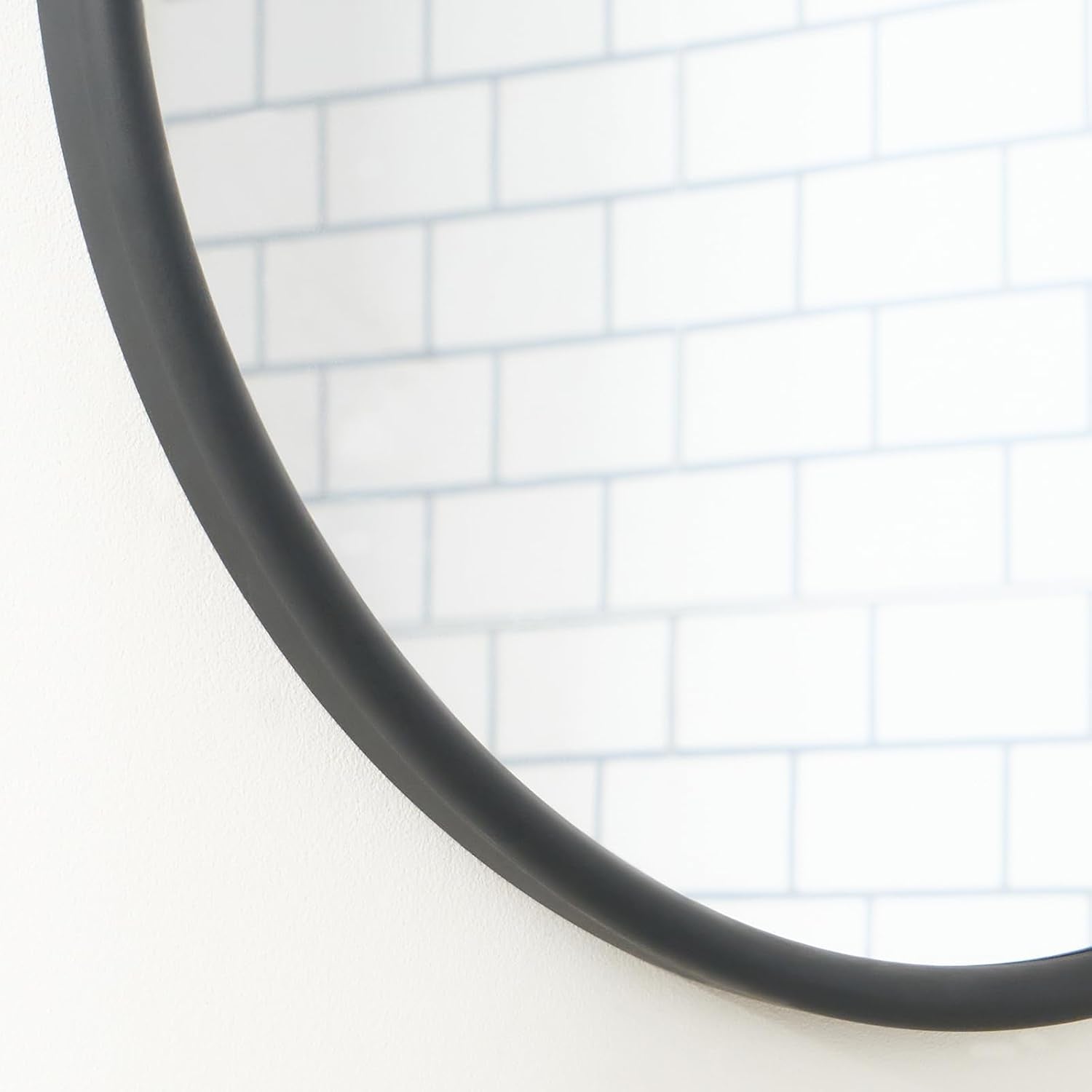 Black round Bathroom Mirror Wall Mounted, Makeup Dressing Wall Mirror with Sleek Frame Easy Hang Decorative Bathroom Mirrors over Sink for Living Room Bedroom, 40Cm