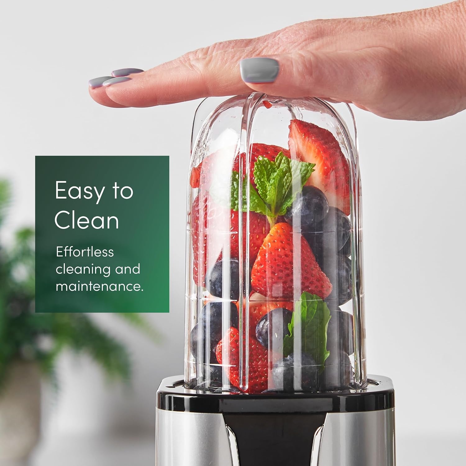 Blender, Juicer, Grinder | 4-In-1 Multi-Functional Personal Blender & Smoothie Maker| 2 Speed Settings and Pulse Function for Crushing Ice| for Smoothies, Protein Shakes and More 550W